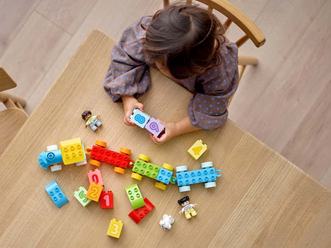 LEGO DUPLO Number Train - Learn to count
