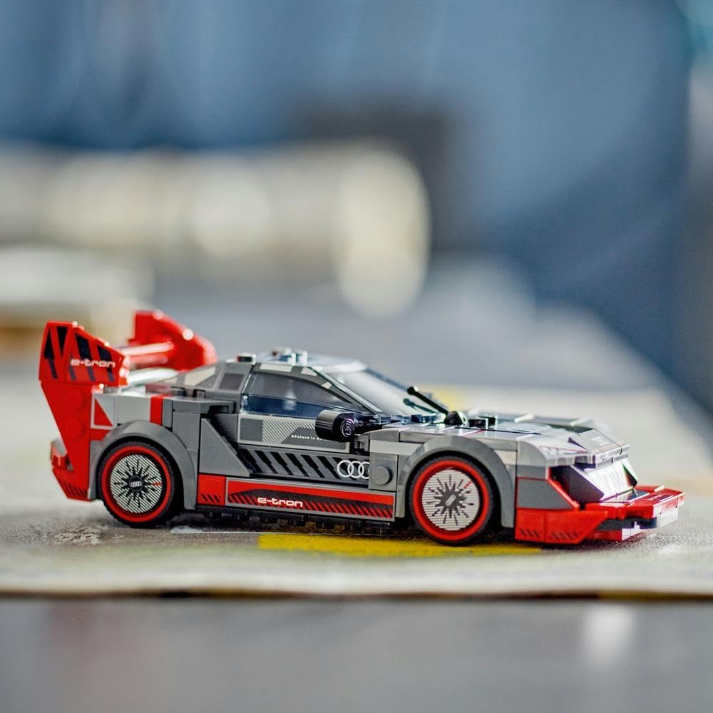 LEGO Speed Champions Audi S1 e-tron quattro Race Car