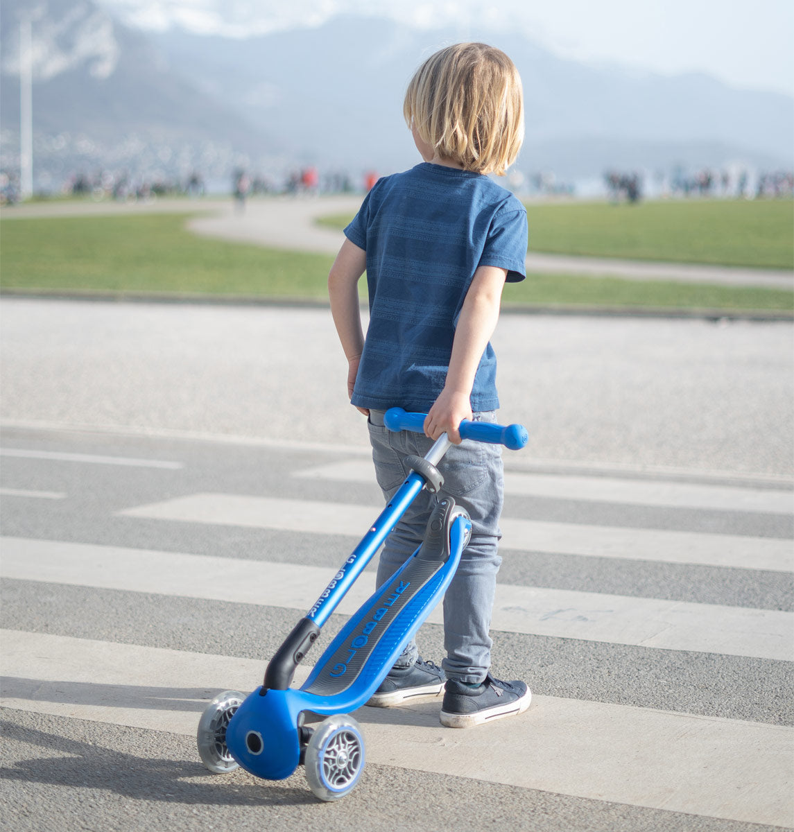 Globber Foldable 3 Wheel Scooter - Primo Foldable Lights