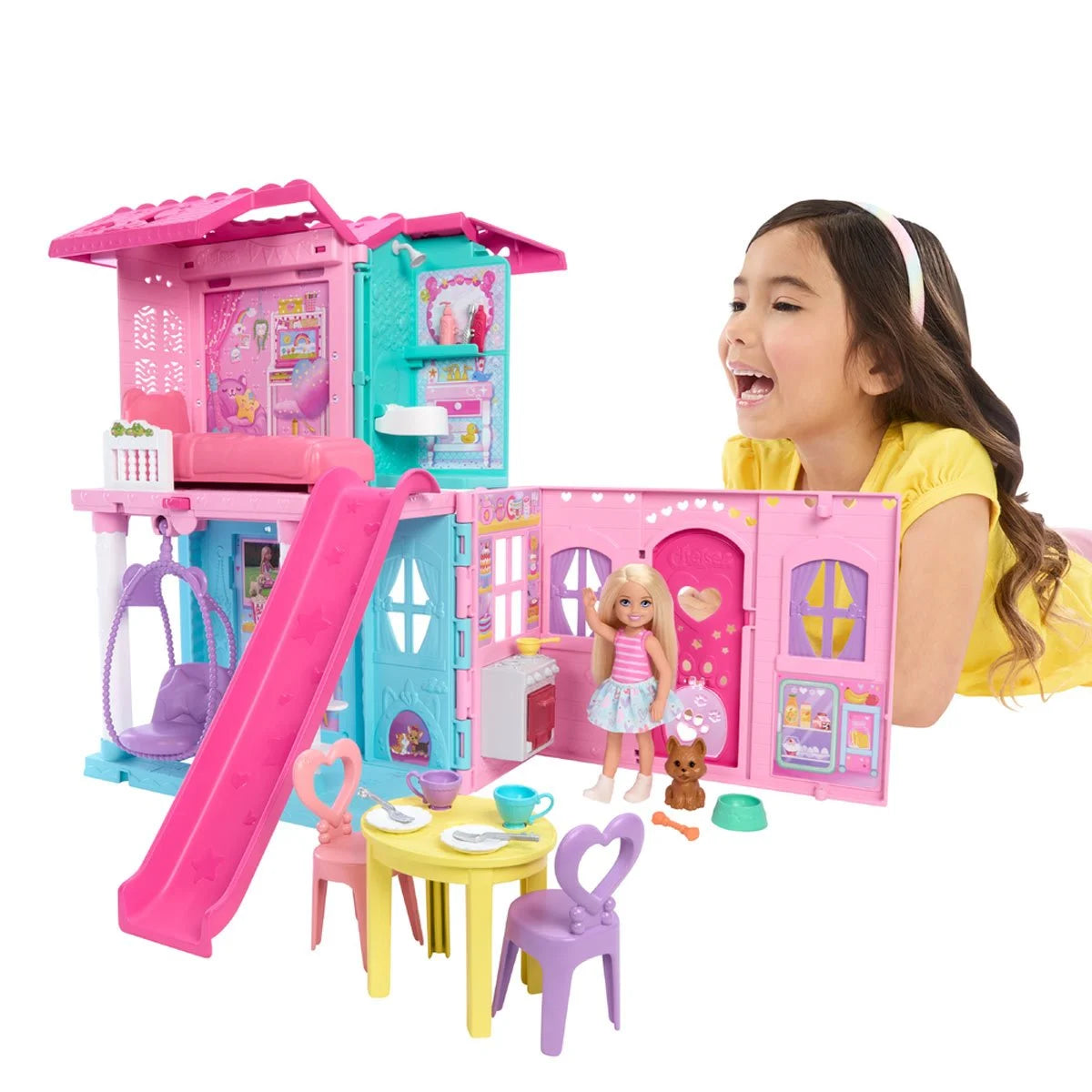 Barbie Family & Friends Club Chelsea Pop-Up House
