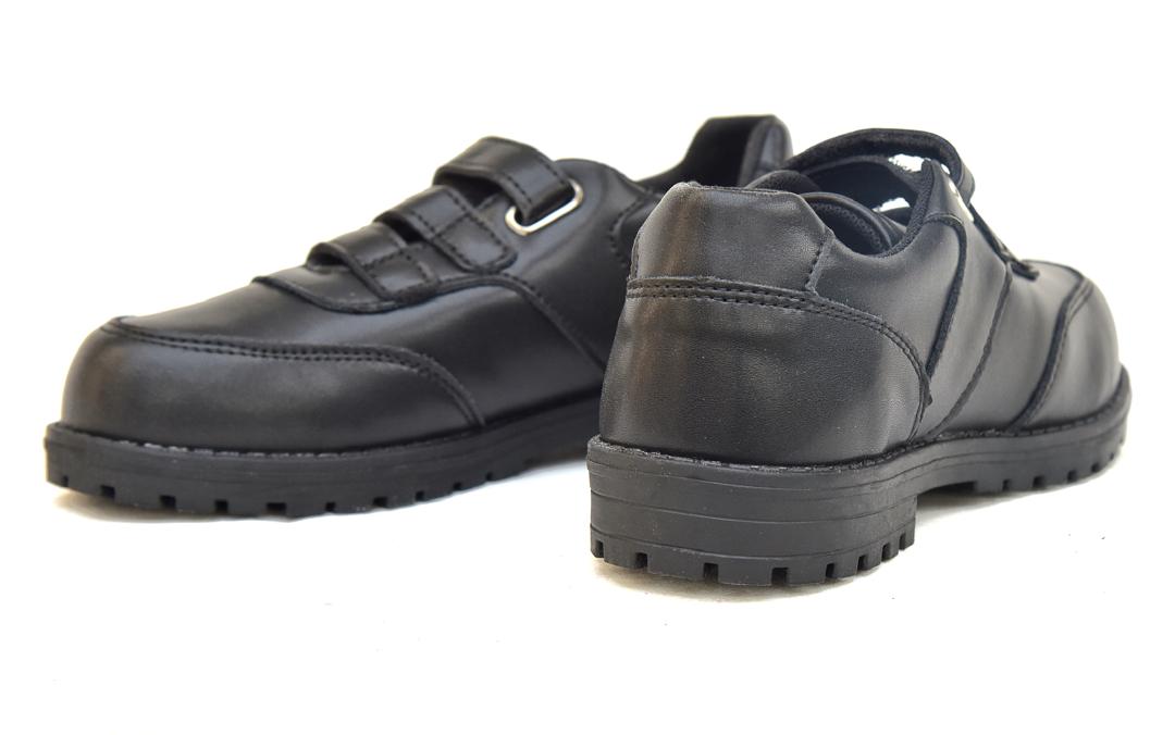 IJE Boys shoes 3 Velcro straps
