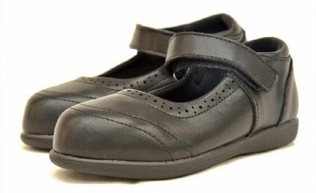 IJE Girls Mary Jane shoes with design
