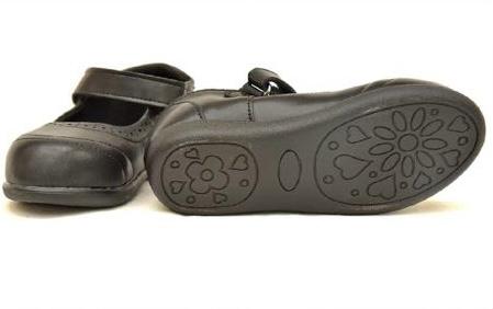 IJE Girls Mary Jane shoes with design
